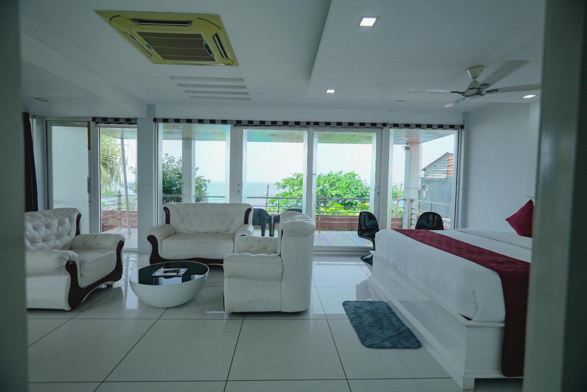 Clafouti Beach Resort - A Seafacing Resort Varkala Exterior foto